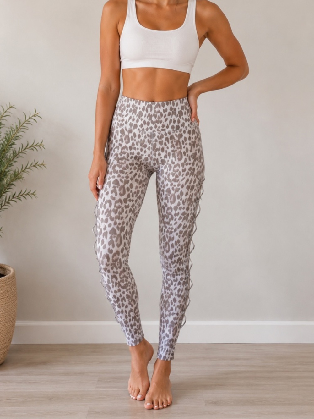 Victoria’s Secret Incredible Essentials Leggings